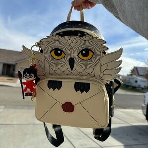 LOUNGEFLY HP Hedwig Backpack